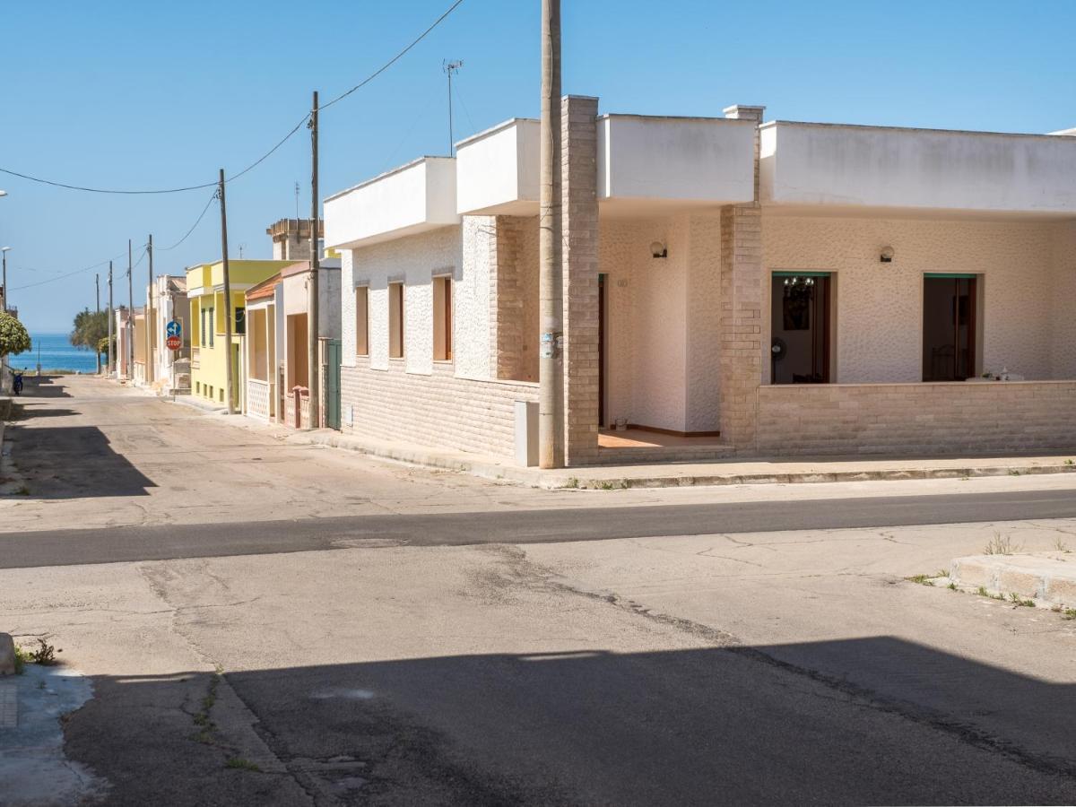Villetta Lucia Taviano  Exterior photo